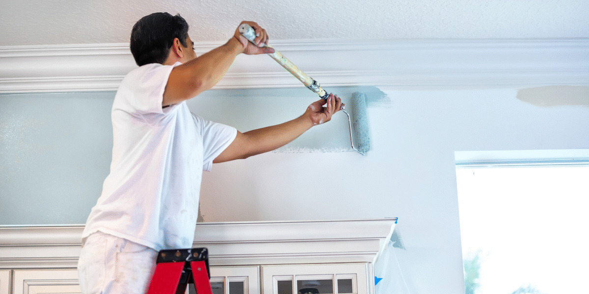 how much does it cost to paint a house